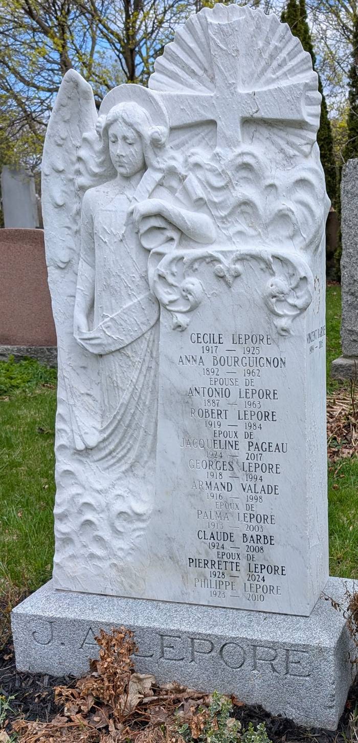 Monument familial J. A. Lepore